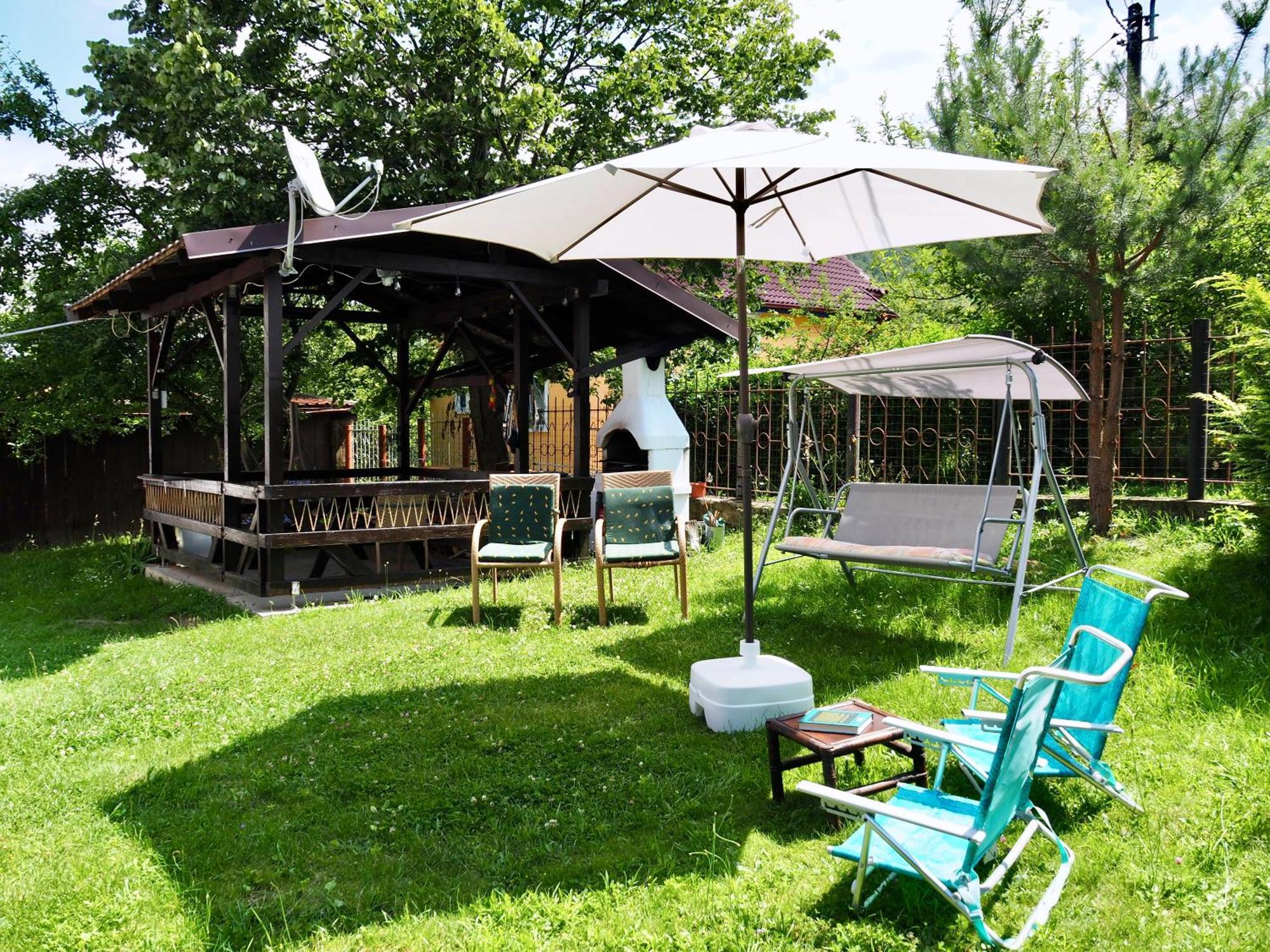 Holiday House Văliug エクステリア 写真
